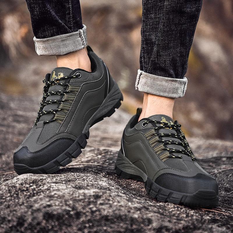 Men’s Casual Outdoor Leather Shoes, Durable, Lightweight, and Breathable